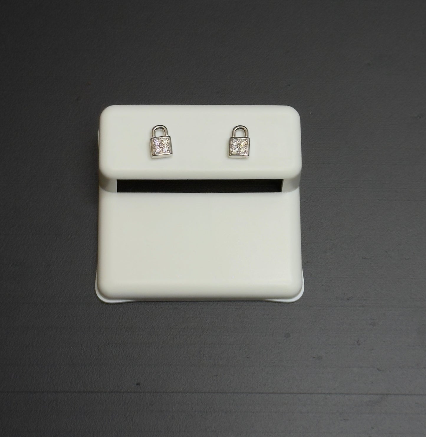 925 Sterling Silver Lock Moissanite Earrings
