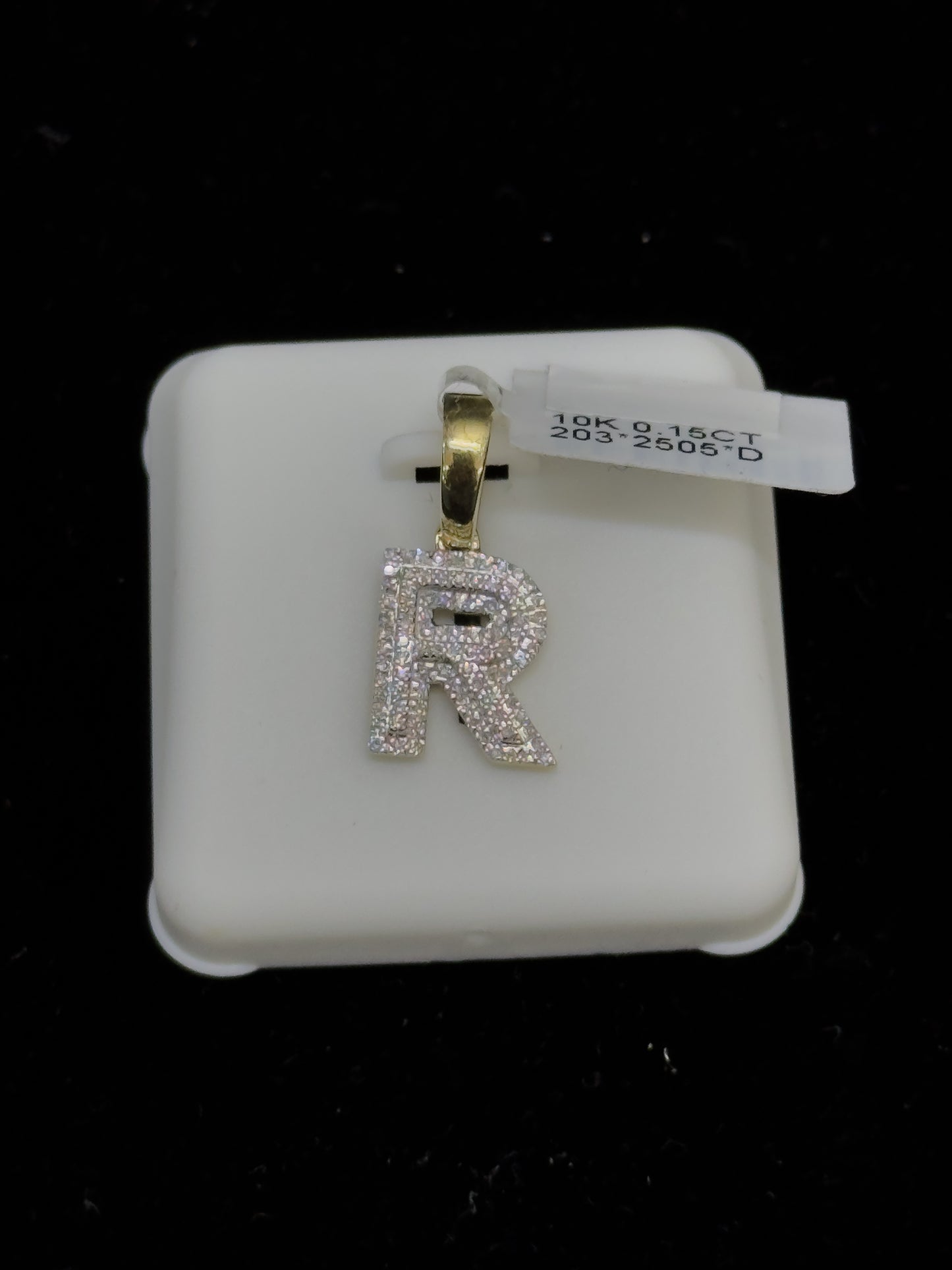 10K Gold Letter "R" Pendant