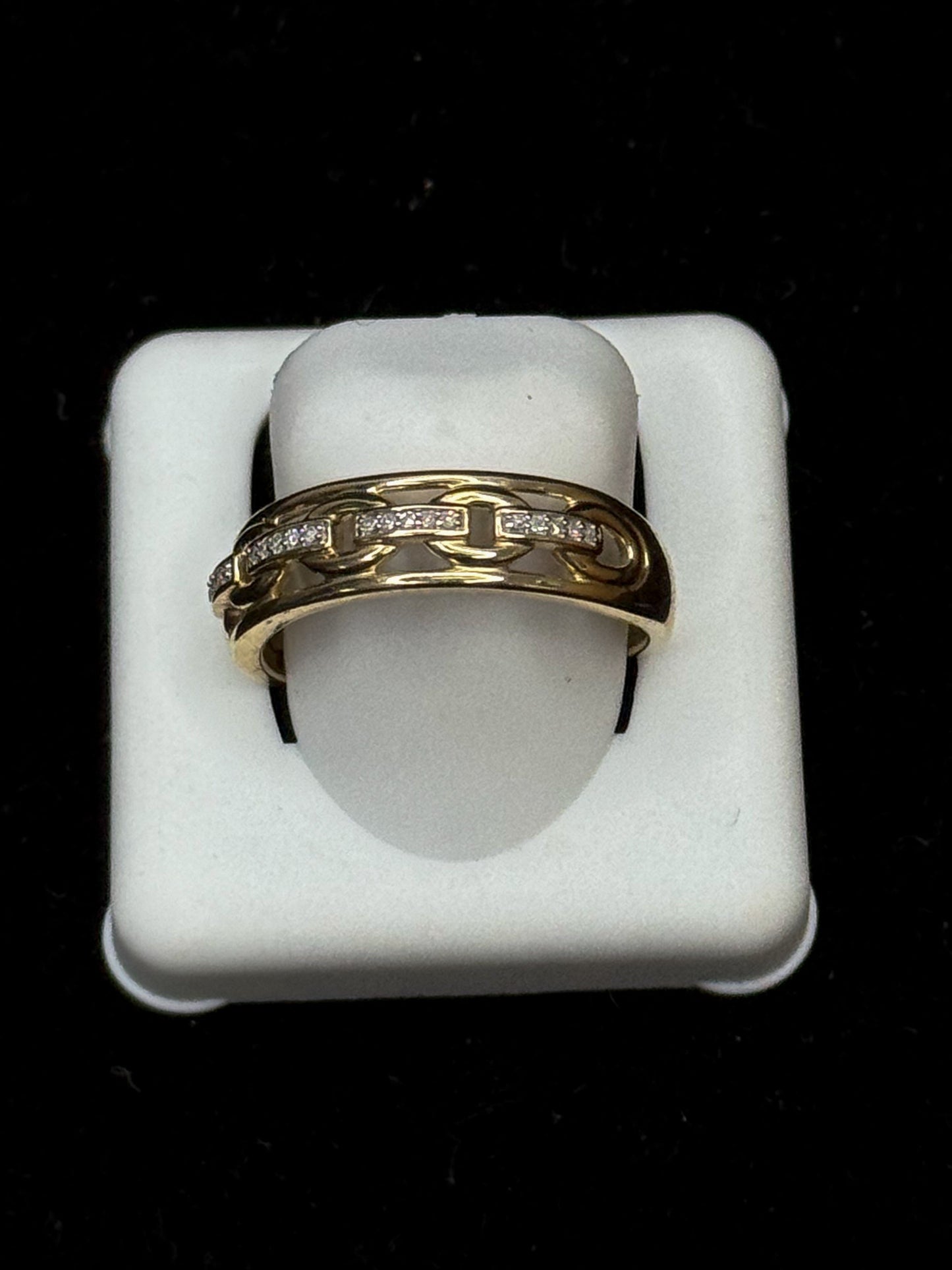 10K Gold "Greek Key" Diamond Band Ring