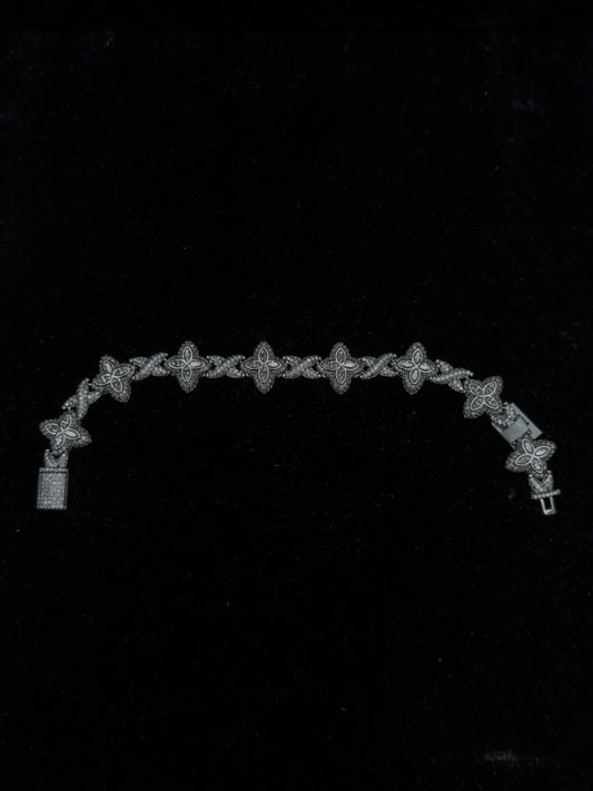 925 Sterling Silver Moissanite (Clover Charm Tennis) Bracelet